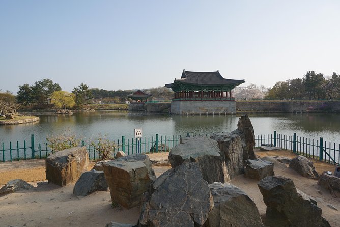 3-Days 2-Nights Gyeongju UNESCO Sites & Busan City [Private Tour from Seoul] - What to budget for lunch, dinner, and snacks