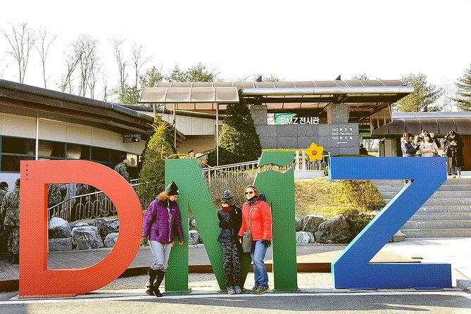 3D Private Seoul Highlight tours with DMZ & Korean Folk Village - Afternoon Switch: Hongdae Energy + Gamaksan Chulleong Suspension Bridge