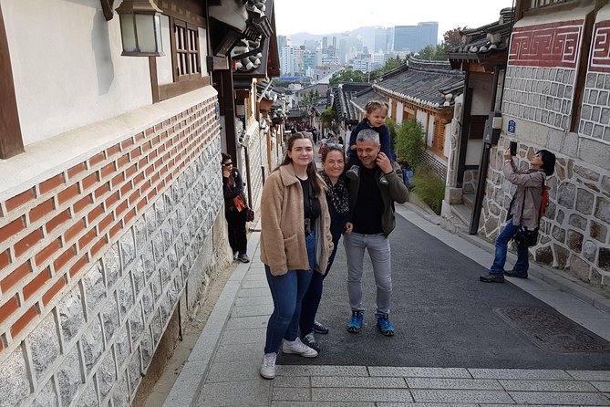 7 Day Essential Korea Tour(Seoul, Nami, DMZ, Andong, Gyeongju, Busan_Meal Incl.) - Day 6: Haedong Yonggungsa to Jagalchi—Busan’s Coast + Food Reality Check