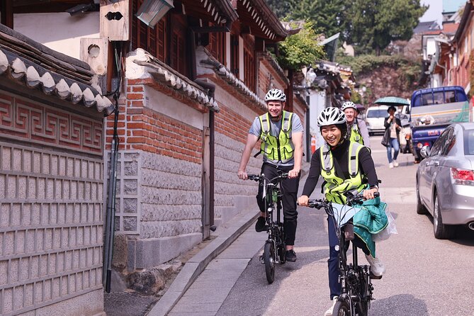 Afternoon E-bike tour and "Happy Hour" food and drinks - Why this afternoon e-bike route works so well