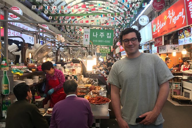 Afternoon Seoul: Hanok Vibes, Netflix Street Food & N Seoul Tower - Guide Quality and Group Size: The Pace That Keeps You Moving