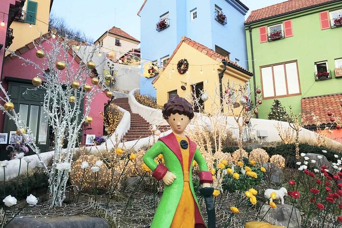 Alpaca, Nami, Petite Fr, Italian Village, Garden of Morning Calm - Petite France: French streets and drama filming energy