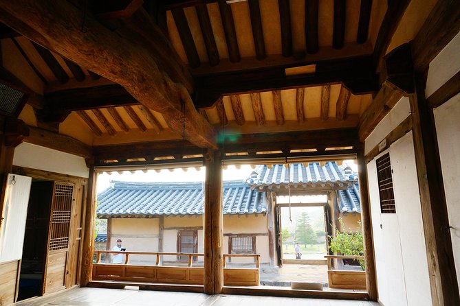Andong Hahoe Village [UNESCO site] Premium Private Tour from Seoul - Price and what you’re really paying for (and when it’s a bargain)