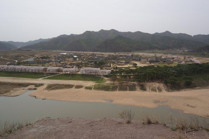 Andong Hahoe Village [UNESCO site] Premium Private Tour from Seoul - UNESCO Andong Hahoe Folk Village: slow walking in a real traditional setting