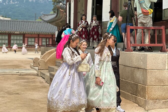 Best Seoul City Tour (Gyeongbokgung Palace,Insadong,Namsan Tower) - National Folk Museum, Ginseng Museum, and What They’re Doing For You