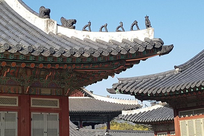 Best Walking Tour to Gyeongbok Palace Bukchon Hanok Village - Walking Between Palaces to Bukchon Hanok Village