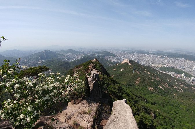 Bukhansan Mountain Private Hike with Lunch - Korean Lunch After the Climb: What to Expect and How to Pace