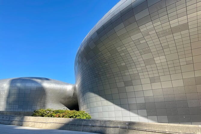 Contemporary & Retro Seoul Private Tour with Local Food Tasting - Key highlights you’ll care about