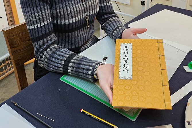 Create a Handmade Traditional Korean Notebook in Insadong - Who should book this Korean notebook workshop?