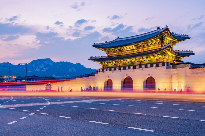 Cruise Guests Layover Incheon Port Seoul Private Car Tour - Bukchon Hanok Village: traditional houses in an easy-to-understand zone