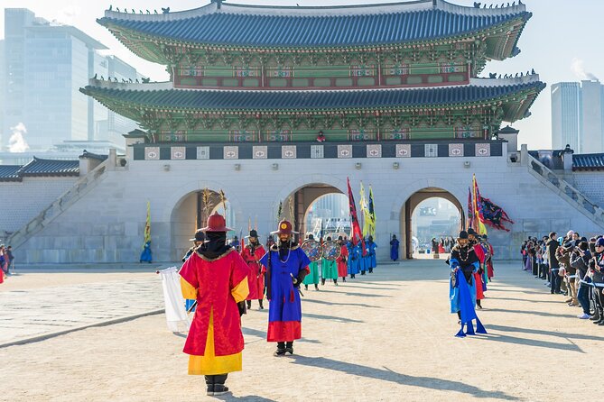 Cruise Guests Layover Incheon Port Seoul Private Car Tour - Gyeongbokgung Palace: Joseon-era Korea in a 2-hour stop