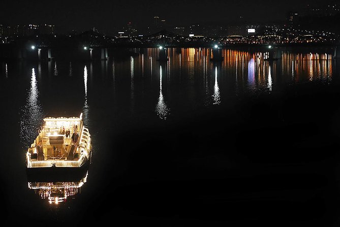 Custom Tour: Best Night View of Seoul - Hotel pickup, private vehicle, and why the group size matters