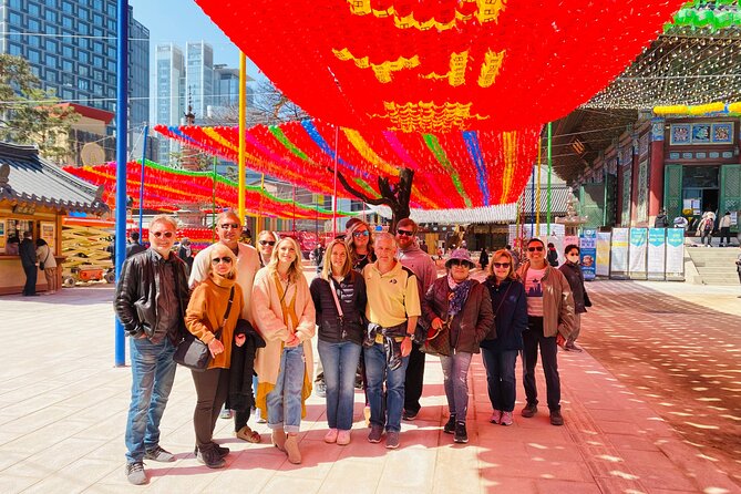 Customizable Seoul Private Tour Palaces Food and Markets - Stop 1: Gyeongbokgung Palace and the guard-changing ceremony
