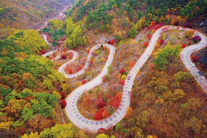 Danyang Tour:Guinsa Temple & Bobaljae & Cheongpung Cable Car - How the guides shape the whole day