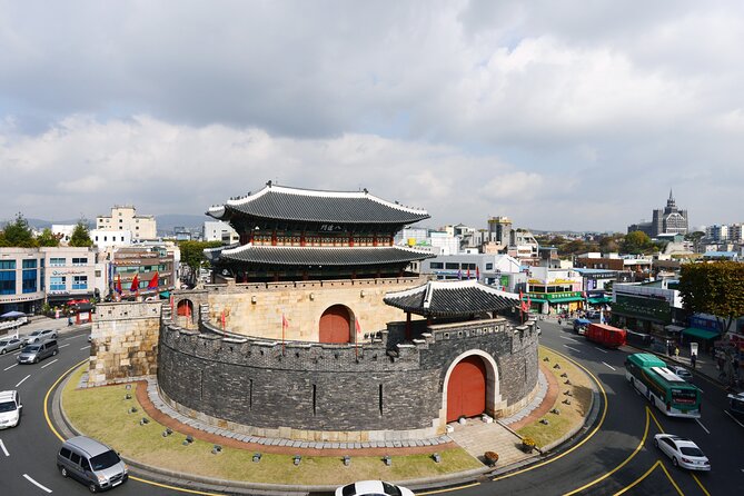 Day Trip to UNESCO: Suwon Fortress Adventure from Seoul - When weather and day-of details can change your plan