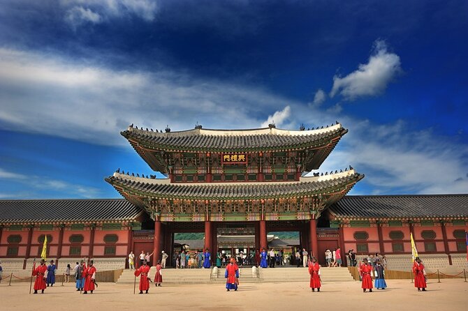 DIY Seoul Private Tour: Select 4 places you want to go - In the car: pickup, air-conditioning, and a realistic pace for 8 to 9 hours