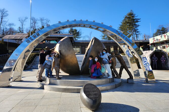 DMZ Private Tour: 3rd Tunnel, Option(Suspension Bridge, Boat) - After the DMZ: Your Choice of Bridge or Boat