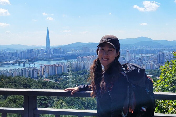 Easy hike in Achasan next to river & Old temple with legend - Meeting at Gwangnaru, Ending at Achasan Station (It’s Designed to Flow)