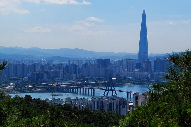 Easy hike in Achasan next to river & Old temple with legend - Daeseong-Am (Founded 670) and the Legend You’ll Remember