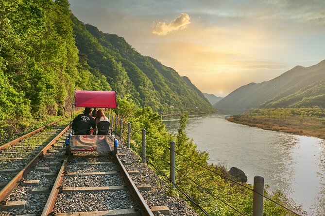 Eobi Valley(Winter), Strawberry, Nami Island & Railbike fr Seoul - Eobi Ice Valley in winter: short stop, big photo payoff