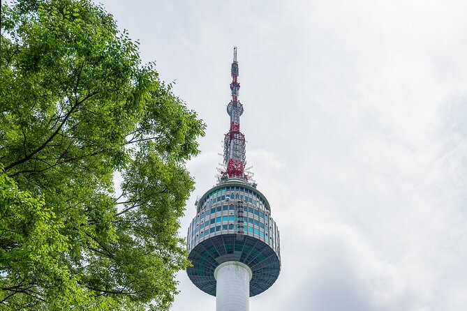 Essence of Seoul, 100% Private Full Day City Tour - Gyeongbokgung Palace and the Folk Museum: Where Joseon Life Comes Alive