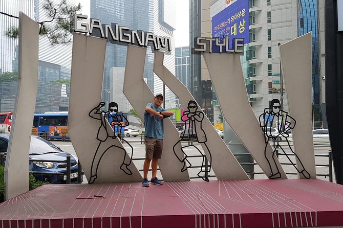 Essential Gangnam Tour (Incl. Dinner)-Hot Place of Seoul - Dinner and the Tea House Stop: How the Tour Keeps Energy Steady