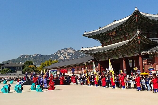 Free style private Tour(Essence of Seoul city or DMZ) - Pickup and comfort: where your Seoul day actually starts