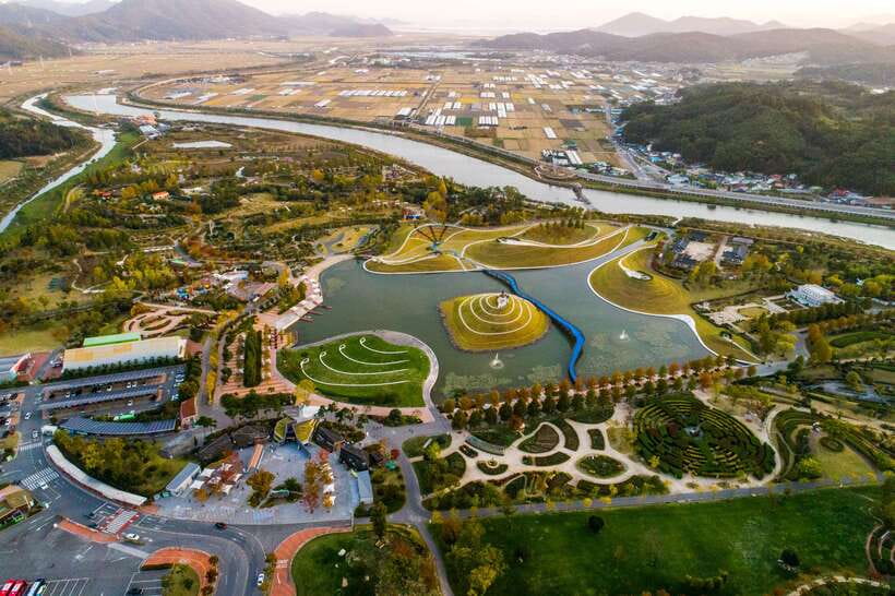 From Seoul: 5-Day Tour of Korea with UNESCO Sites - Day 4: Seokguram + Bulguksa UNESCO, then Joseon-era heritage at AndongHahoe
