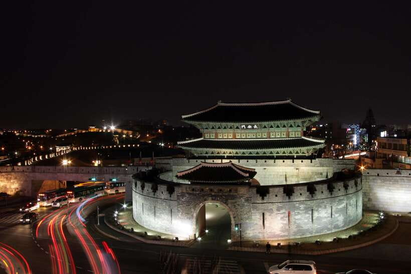 From Seoul: Suwon Hwaseong Fortress Night Tour - Guides Make This Tour: What the Best Ones Do With You