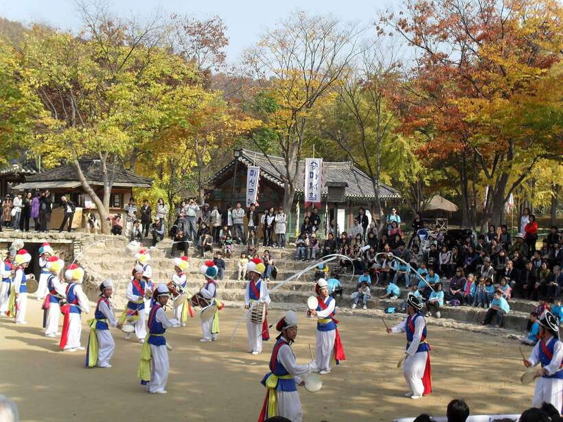 From Seoul: Suwon Hwaseong Fortress Tour - Full-day add-on: Korean Folk Village (or Dae Jang Geum Park) and what it’s best for