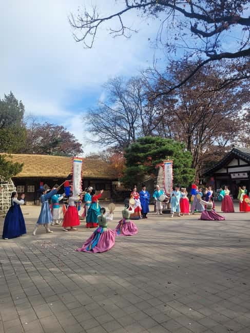 From Seoul: Suwon Hwaseong Fortress Tour - Getting to Suwon without the hassle: Myeongdong meet-up and bus comfort