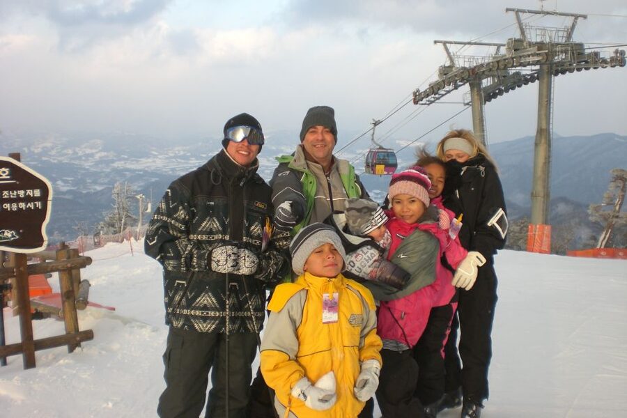 From Seoul: Yongpyong Ski Day Tour with Transportation - What happens during your day: pickup to mountain and back