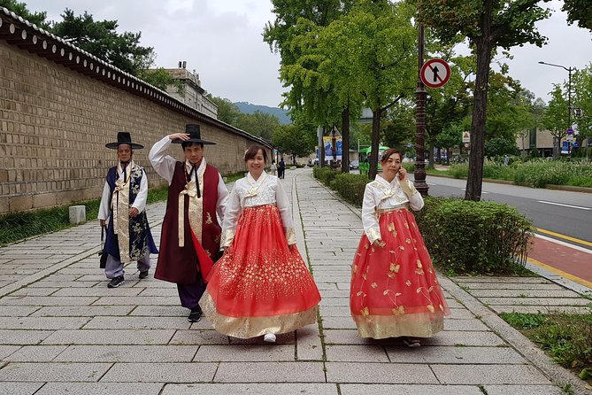 Full Day- Essential Seoul City Tour & Gourmet Tour(including Lunch and Dinner) - Jogyesa Temple: a calm center in busy Seoul