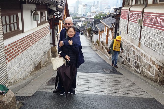 Full Day- Essential Seoul City Tour & Gourmet Tour(including Lunch and Dinner) - Kyung-In Museum of Fine Art and Dawon Tea Garden: a real pause in a hanok setting