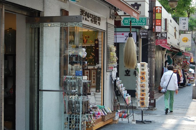 Full-Day Palace Tour in Seoul - Jogyesa Temple in the Middle of Seoul: Religion You Can See Daily