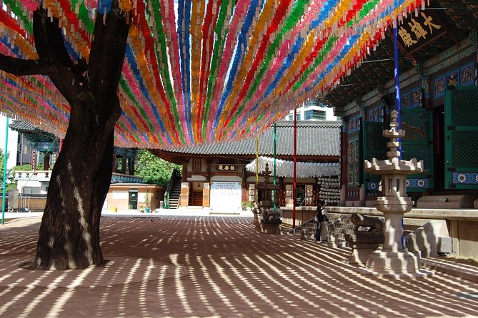 Full-Day Palace Tour in Seoul - Pickup, Coach Comfort, and Why Group Size Matters