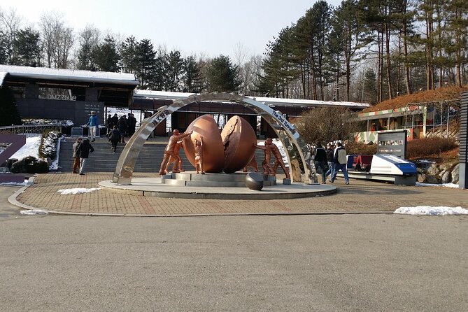 Full Day Private Tour DMZ (The 3rd Tunnel) & Suspension Bridge - Price and value: is $160 per person fair for what you get?