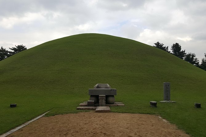 Gyeongju UNESCO Sites Tour by KTX train; The Museum Without walls - Seoul to Gyeongju by KTX: early start, smooth handoffs