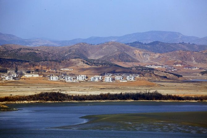 Half Day DMZ tour & drop off at Incheon airport (private group) - Dorasan Observatory: North Korea Views and the Reality of Closures