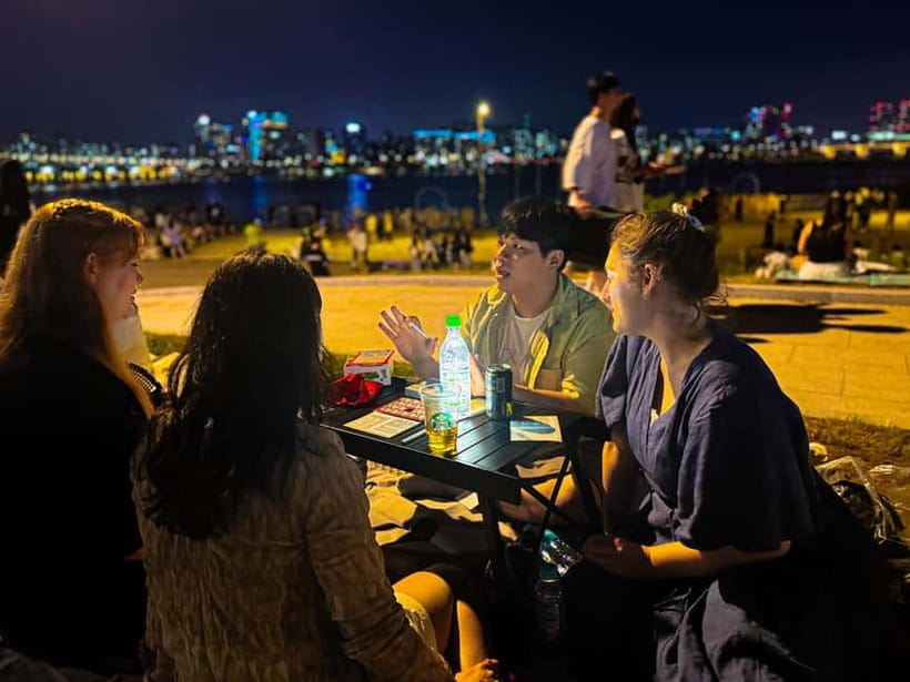Han's River Picnic in Center of Seoul - Price and who it’s best for
