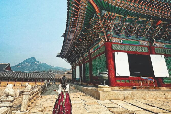Hanbok Photoshoot and History Tour at Gyeongbokgung Palace - Group Size, Timing, and How to Get the Best Photos Without Stress