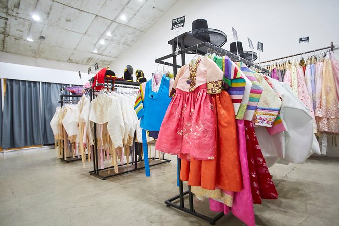 Hello Hanbok - Gyeongbokgung Palace for Free: Why This Part Matters