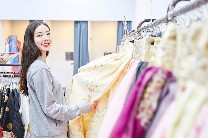 Hello Hanbok - Timing, Weather, and How to Avoid a Ruined Day