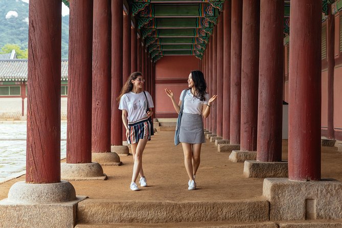 Highlights & Hidden Gems With Locals: Best of Seoul Private Walking Tour - Stop 3: Bukchon Hanok Village for preserved streets and better views