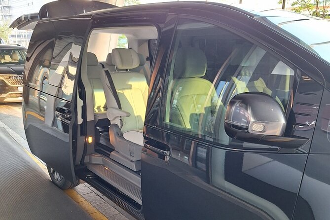 Incheon Airport Private Transfer between Seoul City - Flight Tracking Meets Real-World Timing