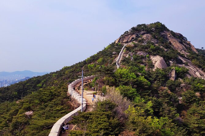 Inwangsan hike & historical sites - Nightscapes with N Seoul Tower and Lotte Tower