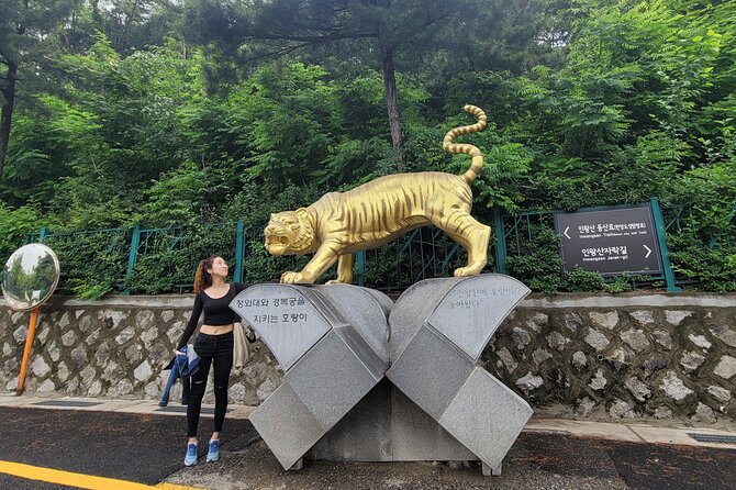 Inwangsan hike & historical sites - Sajik Park: the cultural warm-up before you climb