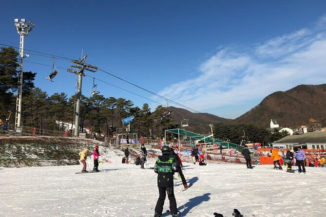 Jisan Forest Ski Resort and Everland 1 Day Tour - Why Combine Jisan Forest Skiing With Everland?
