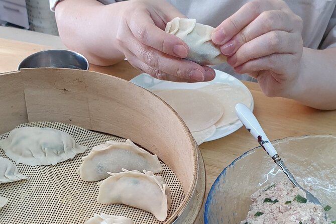 K-food cooking Japchae Mandu Tteokbokki & Fishcake - Market tour across the street: shop like a local, not like a tourist