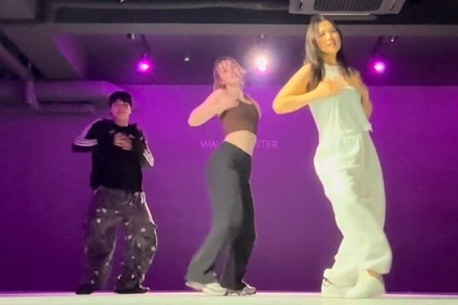 K-pop Dance Class for Beginners and Video Shoot at HiKR Ground - The 2-hour flow: lesson, walk, filming, and your edited finale